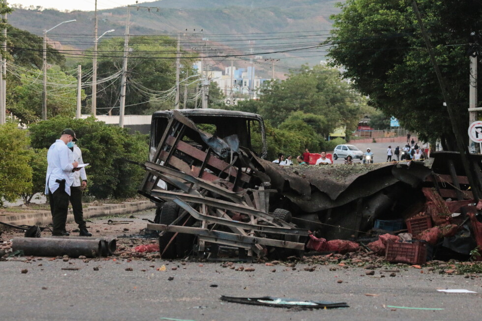Colombia's government blames National Liberation Army for attack on police base