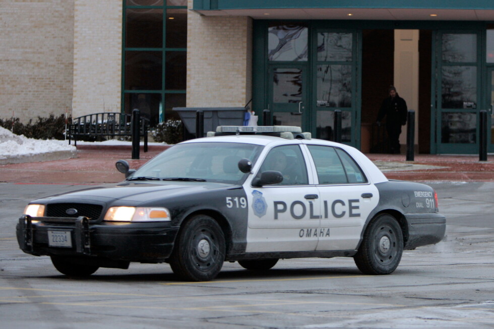 Omaha school district asks police to stop using electric shock gloves