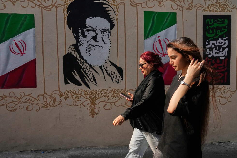 Iran warns of a harsh response to anticipated US sanctions and other Middle East news
