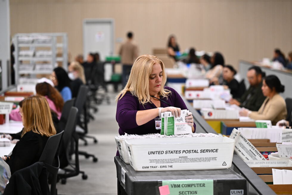 Federal judge removes major legal obstacle to Trump mail voting order
