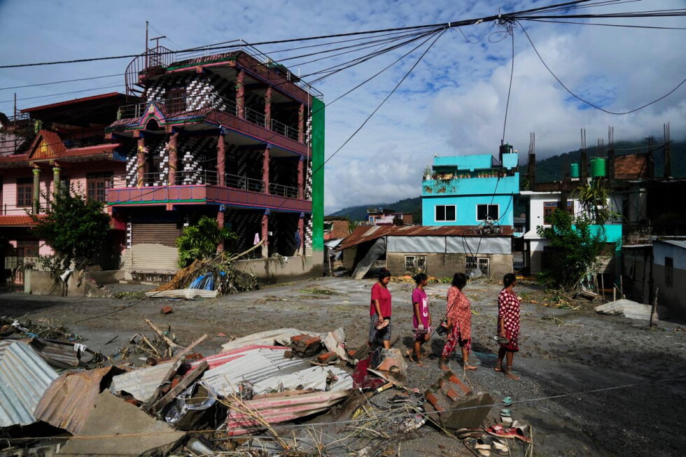 More than 1,300 missing in Nepal and Tibet after floods caused by a glacier collapse