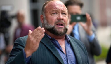 Court slashes Jones' Infowars judgement to $1.5 million