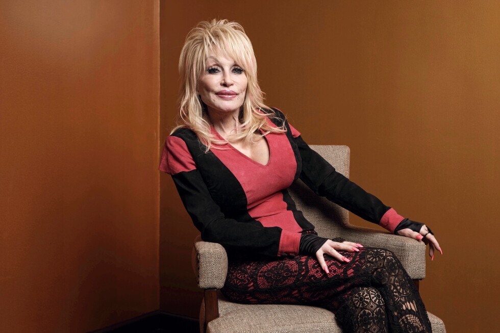 Dolly Parton dies at 80