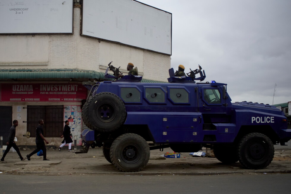 Zambia suspends then restarts vote counting after reports of violence and ballot papers theft