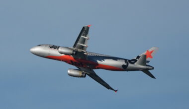 Jetstar to charge for use of overhead lockers for carry-on bags