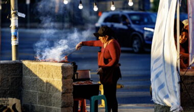 Bass tells LAPD to stop issuing criminal citations to street vendors
