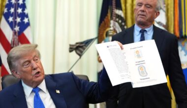 Hiltzik: Trump's awful vaccine order