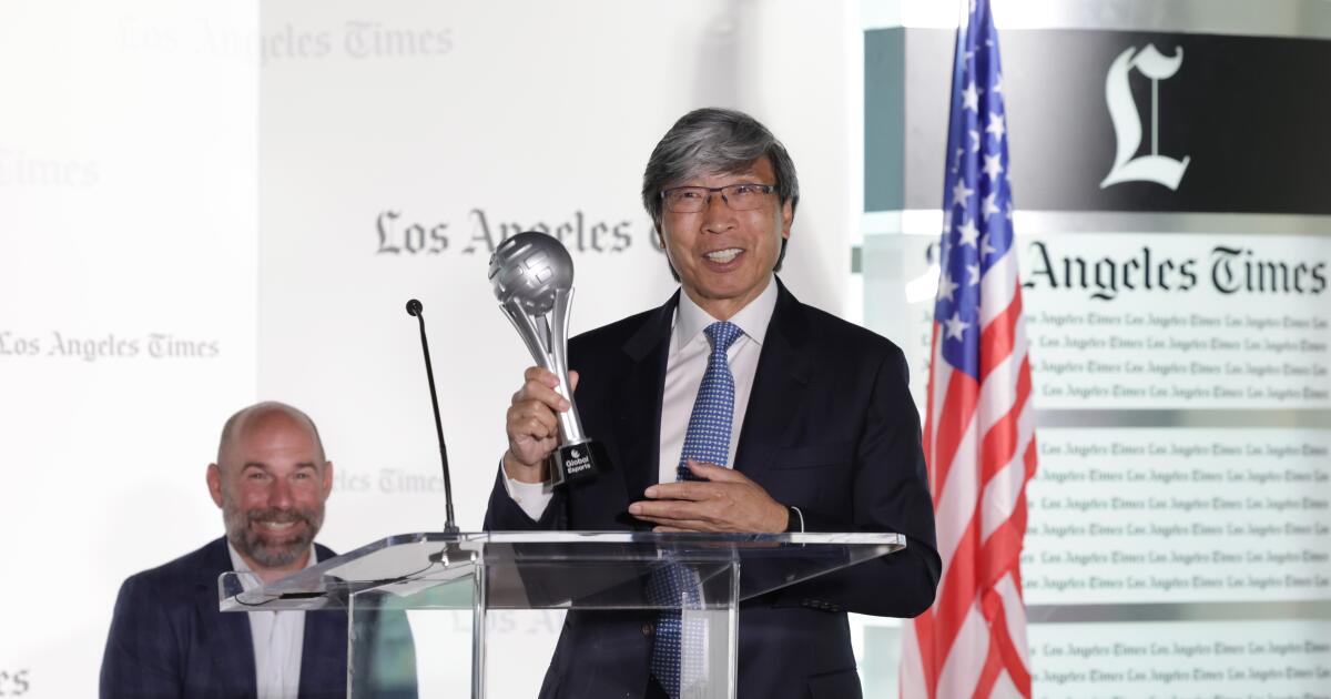 If Dodgers are put up for sale, Patrick Soon-Shiong is interested