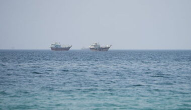 Vessel Traffic Through Hormuz Dwindles This Week as Markets Watch Iran-Oman Talks
