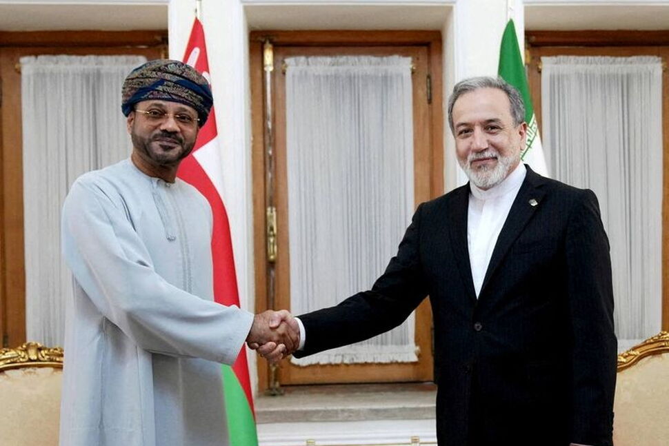 Iran and Oman Discuss Temporary Hormuz Corridor as Impasse With US Drags On