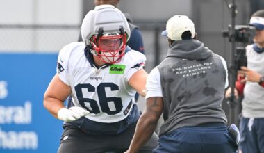 Giardi: NFL Notebook - Two weeks into training camp, and we've got some awards to hand out