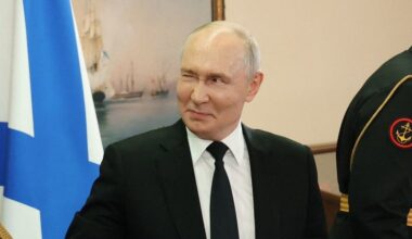 Russia could force war on Britain within weeks as US warns of Vladimir Putin's Nato incursion