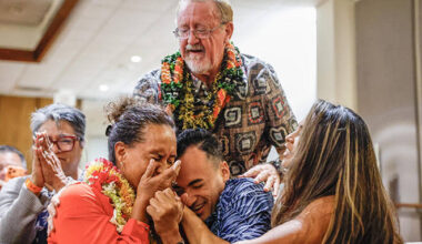 2 incumbent Hawaii lawmakers lose to challengers in primary tie-breakers