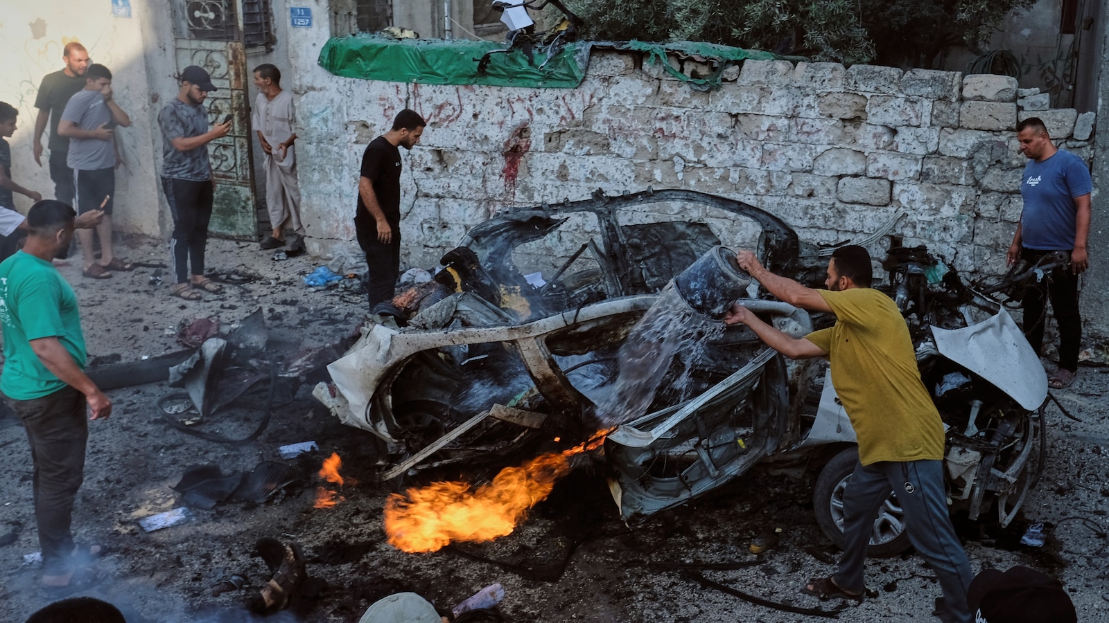 Board of Peace envoy meets with Netanyahu on Gaza disarmament deal, urges halt to strikes