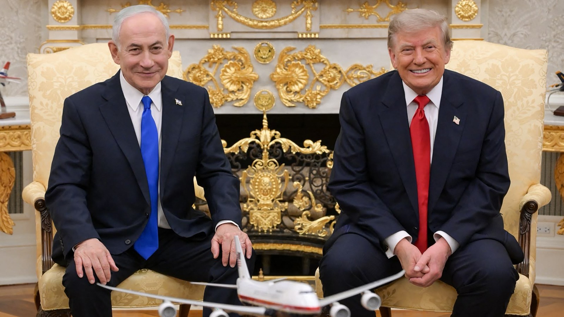 Israel's Prime Minister Benjamin Netanyahu (L) posing for a picture with US President Donald Trump in the Oval Office of the White House in Washington DC, ahead of their meeting on July 28, 2026 GPO / AFP