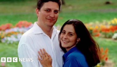'Constantly on my mind' - 9/11 agony endures for bereaved, 25 years on - BBC