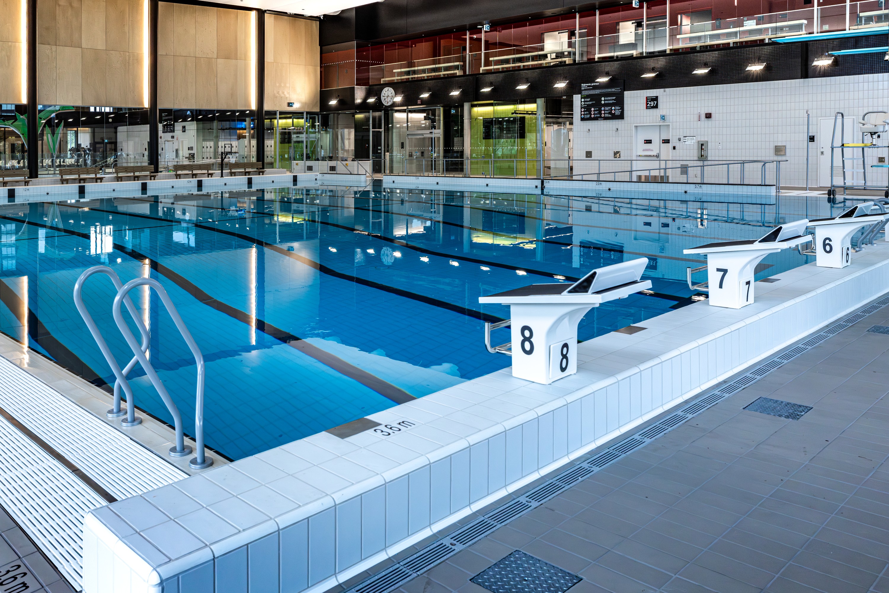 A 25-metre eight-lane swimming pool.