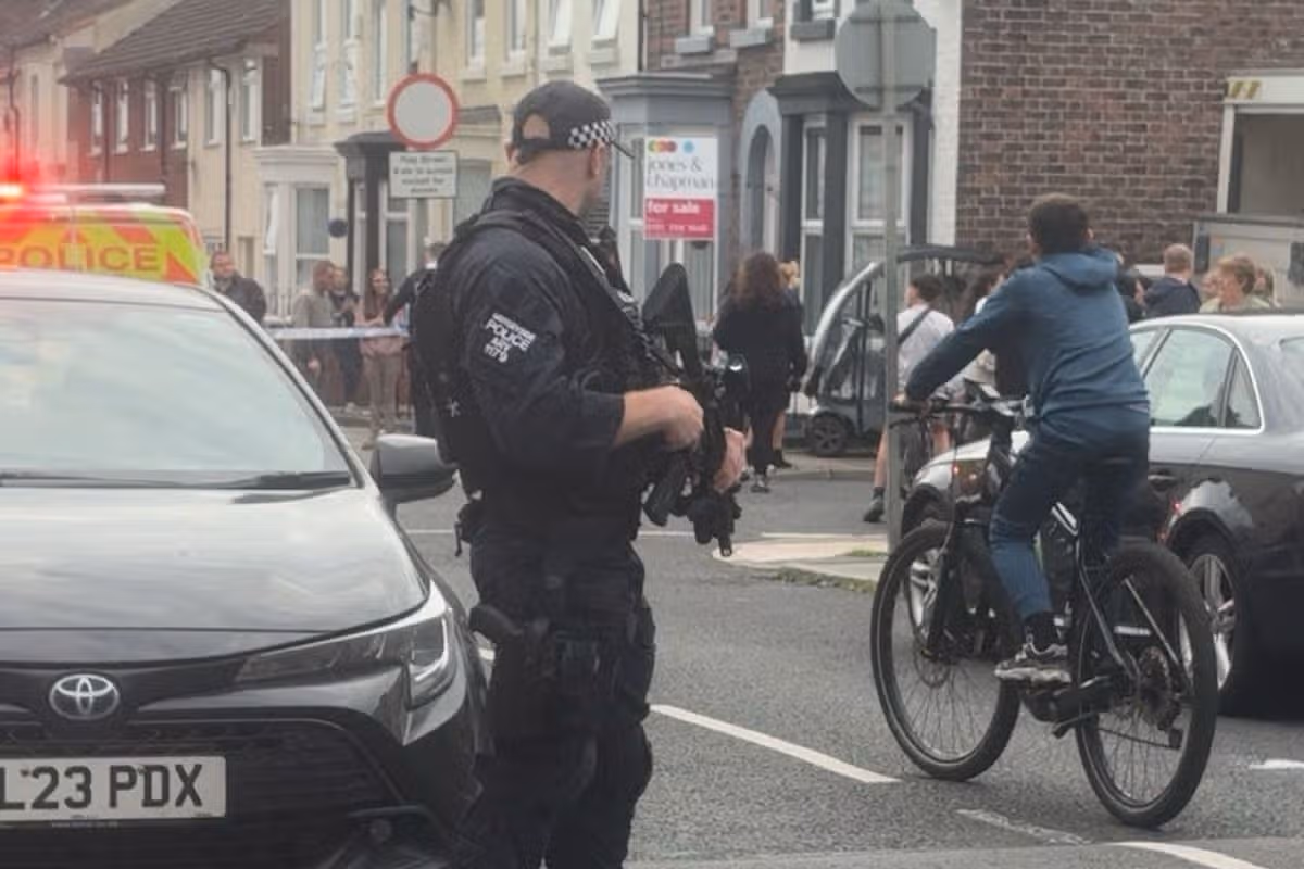 Armed police were seen in Dingle on Saturday evening