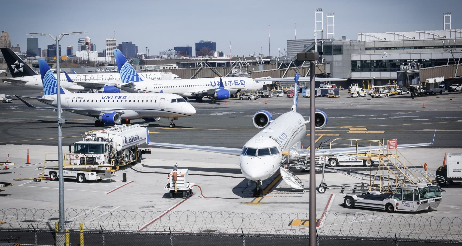 Newark, NYC, Philadelphia flights disrupted due to cut Verizon cable