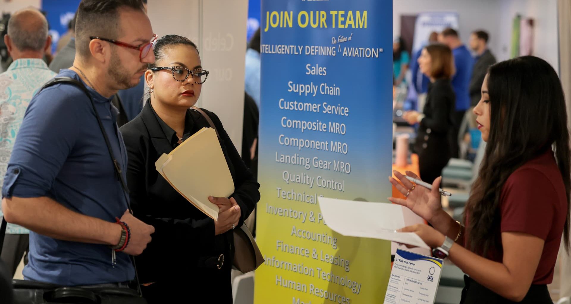 Private payrolls rose by 38,000 in August, than expected, ADP reports