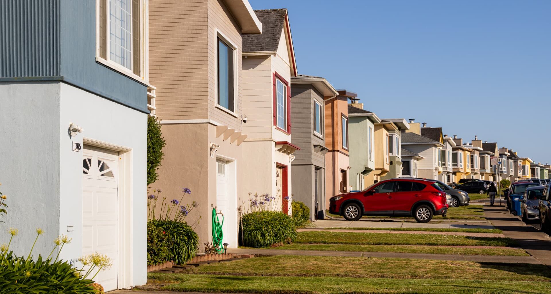 30-year fixed mortgage rate spikes Thursday to 7.45%