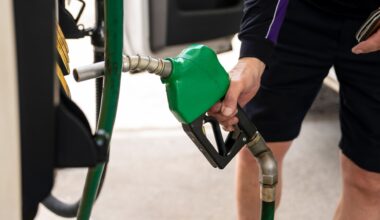 Diesel tops $6, record high as Ukraine and Iran wars ripple through economy