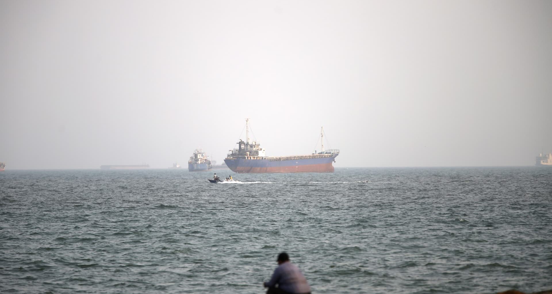 Oil prices rise sharply as investors seek progress on U.S.-Iran talks