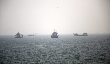 Oil falls after U.S. and Iran talk for hours at UN meeting - CNBC