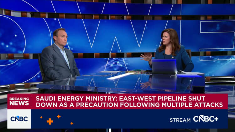 Saudi Energy Ministry: East-West pipeline is shut down as a precaution following multiple attacks