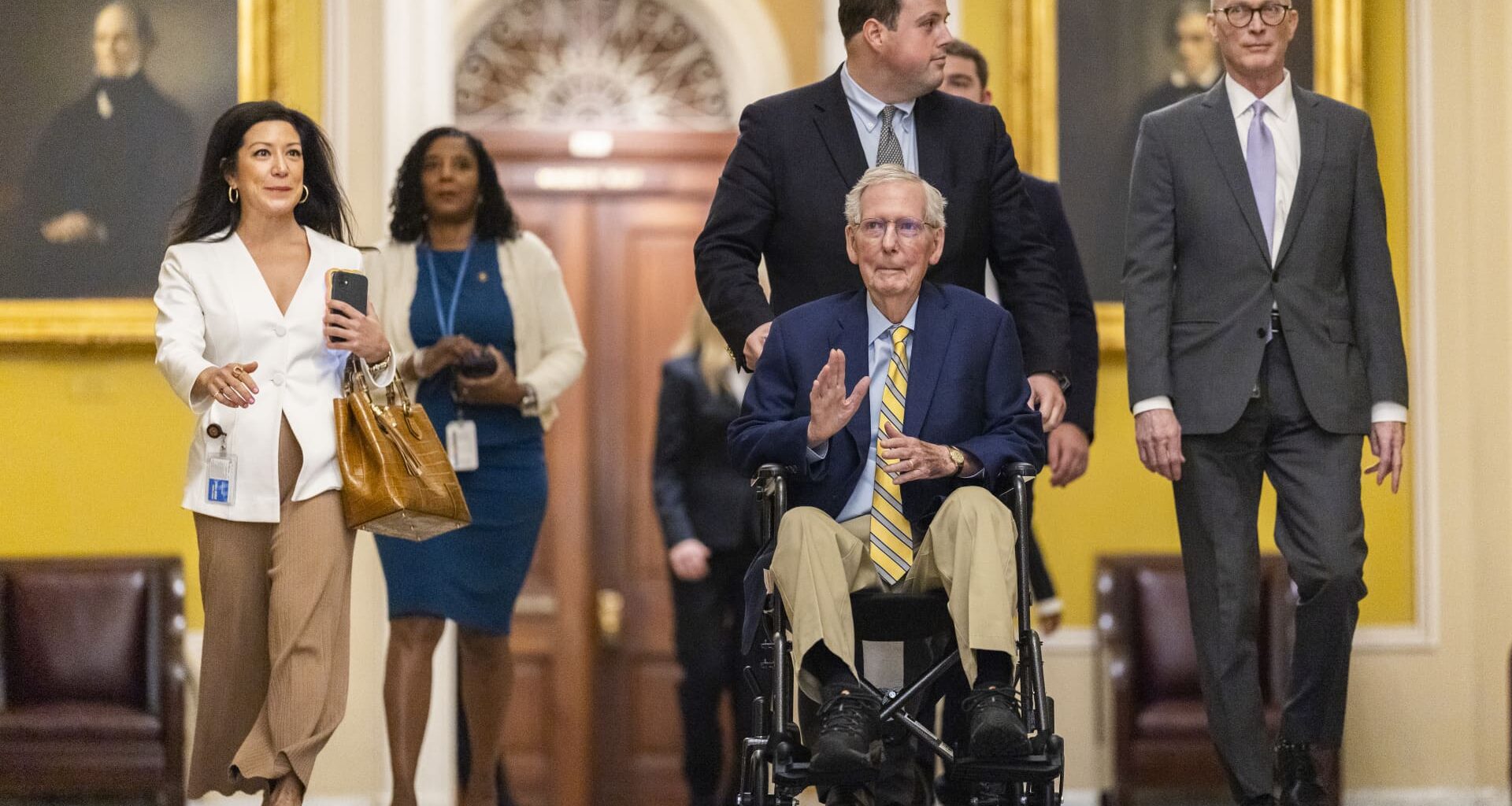 Mitch McConnell returns to Senate after three-month health absence