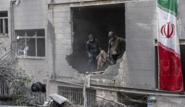 Iran puts onus on U.S. to end war as China presses for de-escalation