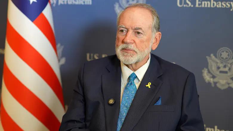 Huckabee fires back at Mamdani: "Israel didn't commit genocide"
