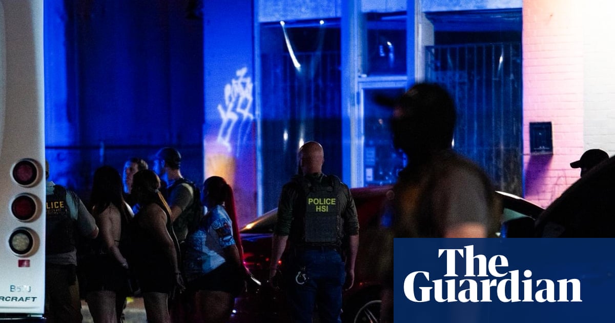 Gone in 90 seconds: an ‘invisibilized’ ICE is arresting more people than ever | ICE (US Immigration and Customs Enforcement)