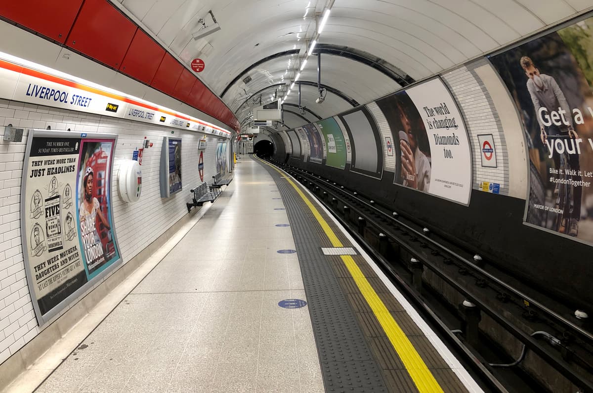 Man, 32, dies after Tube station assault on way home from Notting Hill Carnival - London Evening Standard