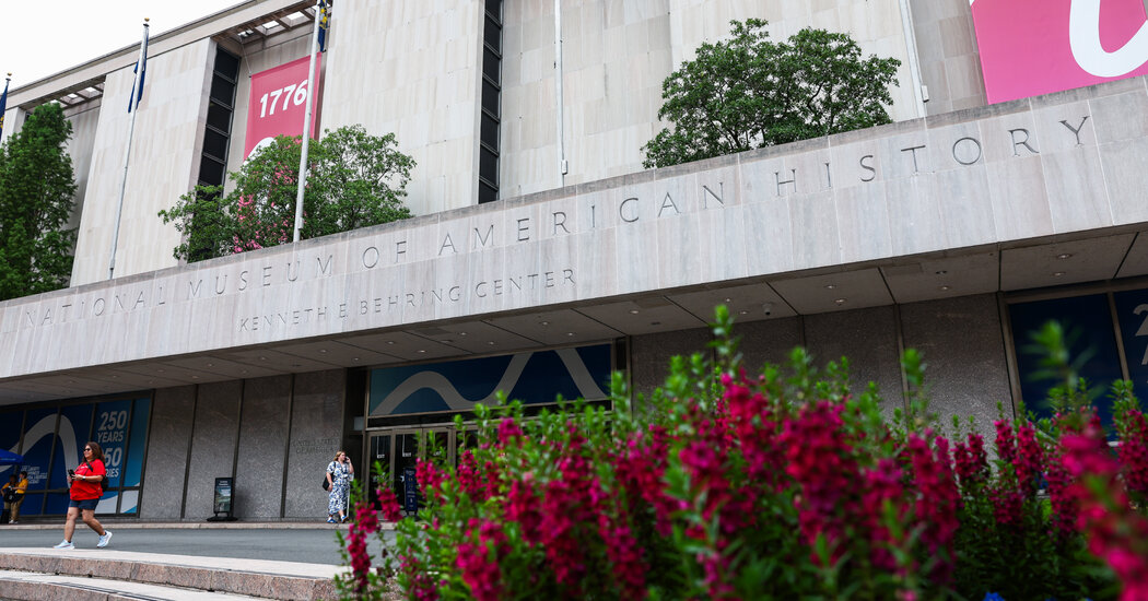 Trump Demands Smithsonian Install ‘Colossus’ George Washington Statue