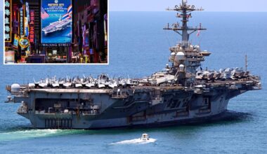 USS Abraham Lincoln en route to the US after Thailand port
