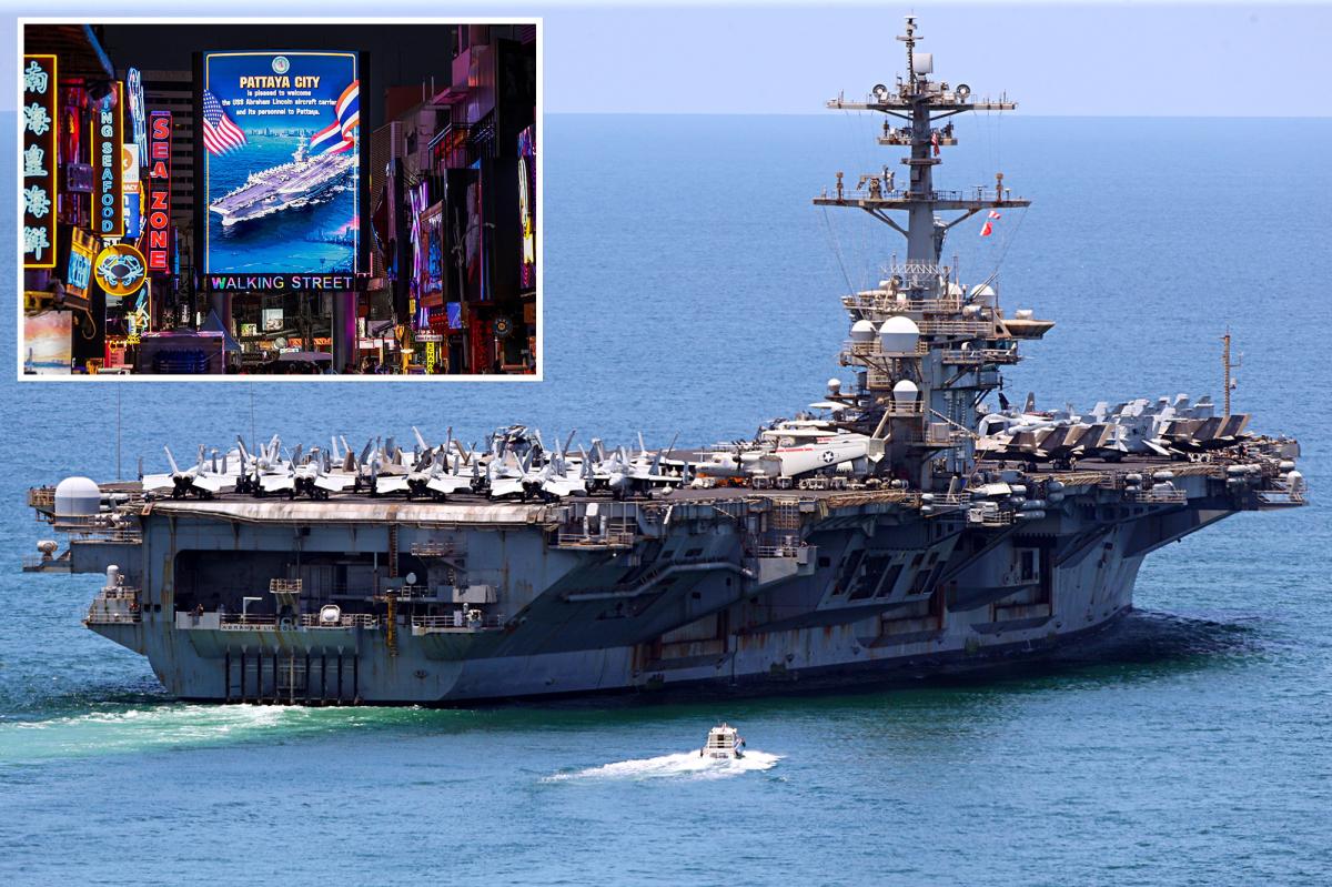 USS Abraham Lincoln en route to the US after Thailand port