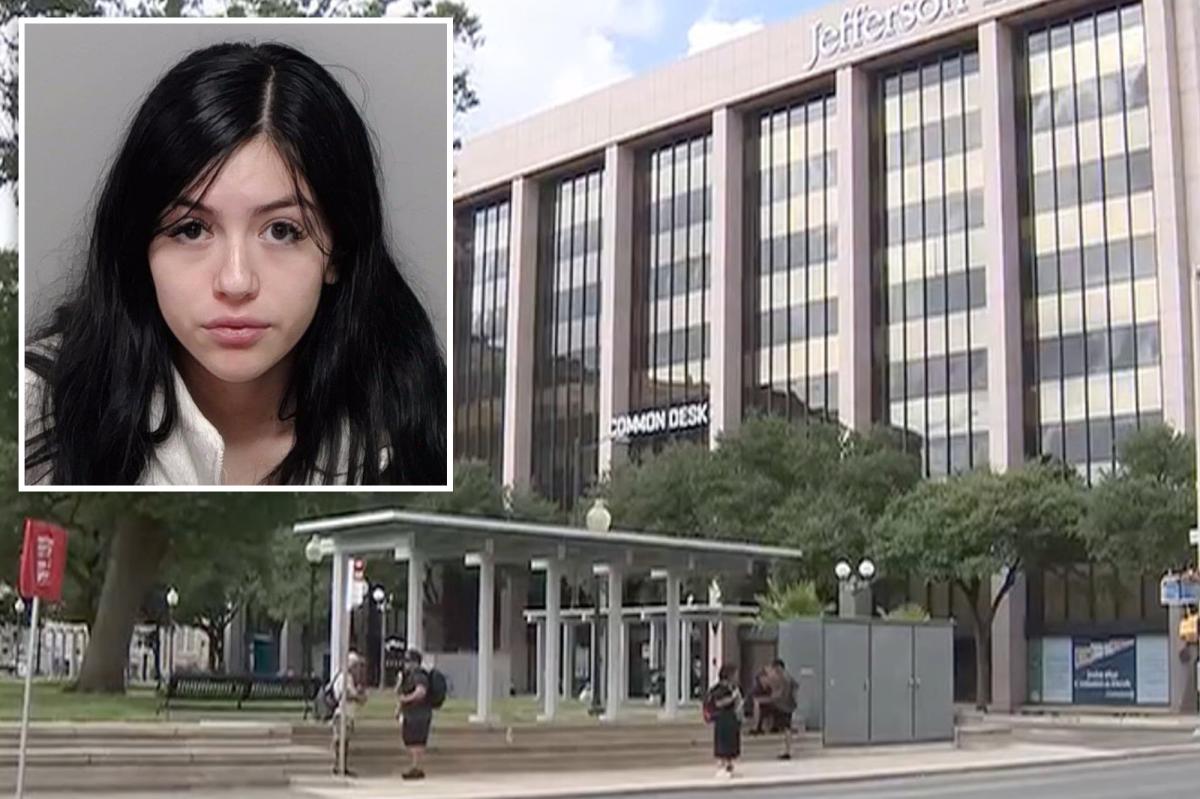 Texas teen mom hands 1-month-old son to stranger at bus stop, flees in Uber: cops