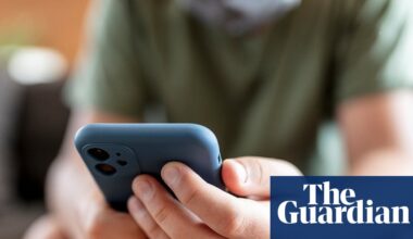 UK to force Apple and Google to block explicit images on children’s smartphones | Internet safety