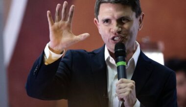 Talarico Protests as Texas Swing County Plans to Close 92 Polling Places