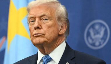 Trump Approval Rating Falls To 32% In Latest Poll