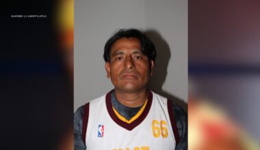 14-year-old girl, father wanted after baby found dead on side of road in Monterey County, California