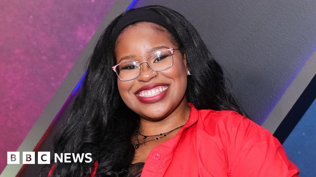 'Beautiful, vibrant' Disney star Carla Jeffery dies at 33 - BBC