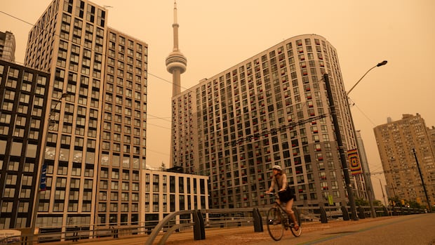 Canadians should prepare for a 5 C hotter future, report warns