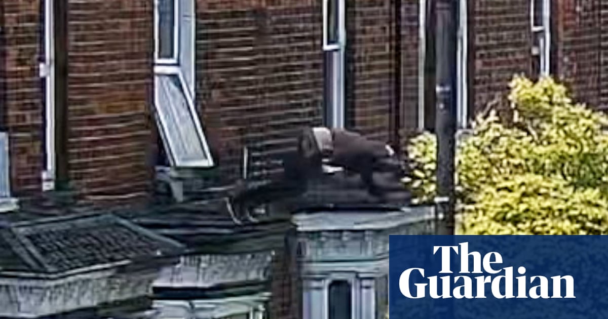 Man jumps out of first-floor window to escape kidnappers in Lincoln | Lincolnshire