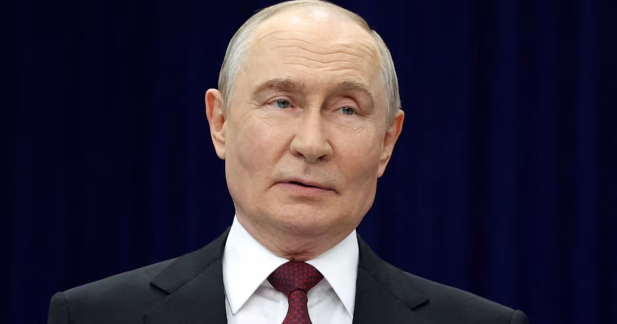 Putin Hit With Humiliating Warning as Air Travel Crisis Explodes