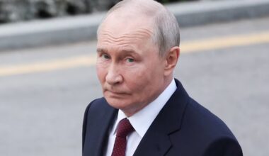 Jaw-Dropping Scale of Putin’s Humiliating Crisis Revealed