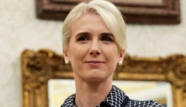 Natalie Harp Peacocks in Oval Office as Melania Snubs Trump