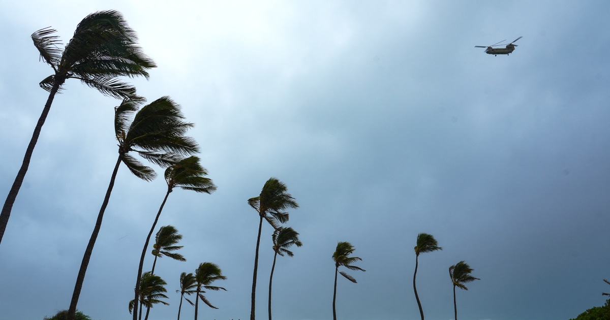 Hurricane Lowell expected to pass near one Hawaiian island and cause major rains statewide