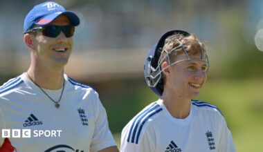 Kevin Pietersen and Joe Root in 2013